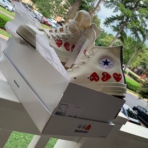Comme des Garcons (play) converse